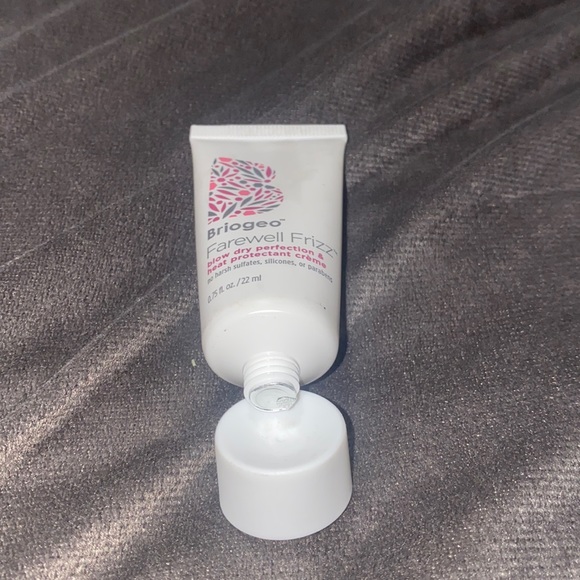 🪩NWT Briogeo 3 piece hair set! - Picture 3 of 4